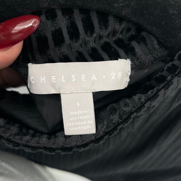 Chelsea Womens Black Velvet Corduroy Buttoned Mock Neck Top - Picture 4 of 9